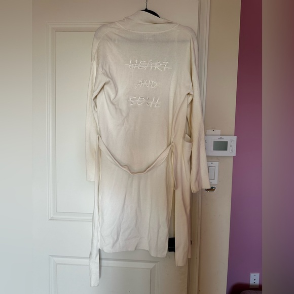 Izzue Jacket - Picture 2 of 3